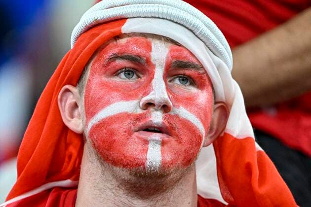 DOHA, QATAR - NOVEMBER 26 : Illustration picture of fans during the FIFA World Cup, WM, Weltmeisterschaft, Fussball Qatar 2022 Group D match between France and Denmark at the Stadium 974 on November 26, 2022 in Doha, Qatar, 26 11 2022 ( France v Denmark - FIFA World Cup Qatar 2022 PhotoNews Panoramic 