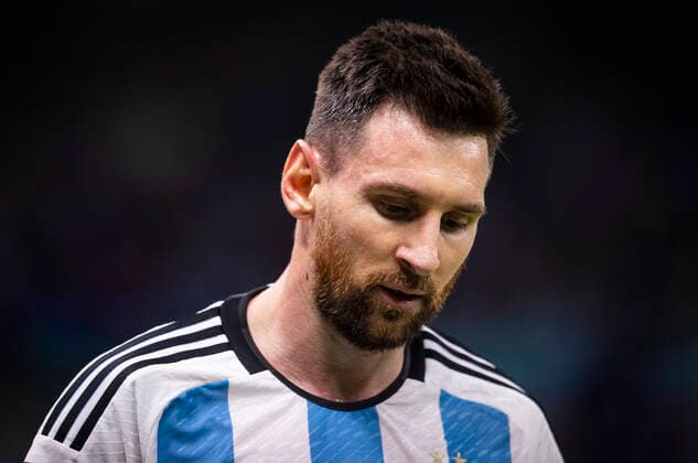 Doha, Qatar. 26th Nov, 2022. Lionel Messi (Arg) disappointed Argentina - Mexico World Cup 2022 in Qatar 26.11.2022 Credit: Moritz Müller
