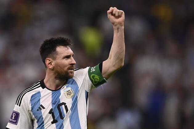Foto Fabio Ferrari LaPresse 26 Novembre 2022 Qatar - - Calcio - Qatar 2022 - Coppa del Mondo Fifa - Argentina vs Messico - Gruppo C - Fase a Gironi - Lusail Stadium. Nella foto: esultanza Leo Messi November 26, 2022 , Qatar - sport - Soccer - Qatar 2022- FIFA World Cup, WM, Weltmeisterschaft, Fussball - Argentina vs Mexico - Group C - group stage - Lusail Stadium. In the pic: Leo Messi  Copyright: xFabioxFerrari LaPressex