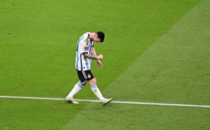 Fussball, Herren, Saison 2022 23, WM in Katar, Gruppe C (2. Spieltag), Argentinien - Mexiko im Lusail Iconic Stadium in Lusail, Lionel Messi (Argentinien), Jubel nach Tor zum 1:0, 26.11. 2022, Copyright: xMatthiasxKochx