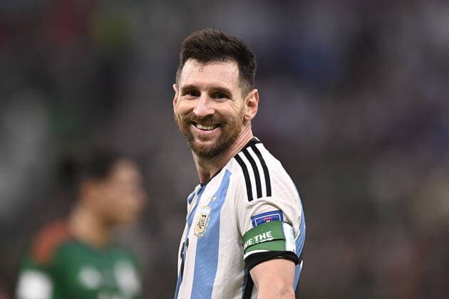 Sport Bilder des Tages Foto Fabio Ferrari LaPresse 26 Novembre 2022 Qatar - - Calcio - Qatar 2022 - Coppa del Mondo Fifa - Argentina vs Messico - Gruppo C - Fase a Gironi - Lusail Stadium. Nella foto: Lionel Messi November 26, 2022 , Qatar - sport - Soccer - Qatar 2022- FIFA World Cup, WM, Weltmeisterschaft, Fussball - Argentina vs Mexico - Group C - group stage - Lusail Stadium. In the pic: Lionel Messi  Copyright: xFabioxFerrari LaPressex