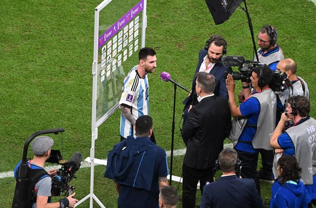 Fussball, Herren, Saison 2022 23, WM in Katar, Gruppe C (2. Spieltag), Argentinien - Mexiko im Lusail Iconic Stadium in Lusail, Lionel Messi (Argentinien) nach dem Spiel im Interview, 26.11. 2022, Copyright: xMatthiasxKochx