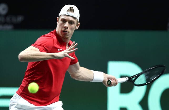 Day Six - Davis Cup Finals 2022 MALAGA, SPAIN - NOVEMBER 27: Denis Shapovalov of Canada returns a ball to Thanasi Kokkinakis of Australia during the Davis Cup by Rakuten Finals 2022 Final match between Australia and Canada at Palacio de los Deportes Jose Maria Martin Carpena on November 27, 2022 in Malaga, Spain. SanjinxStrukic PIXSELL