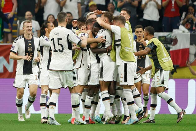 Sport Themen der Woche KW47 Sport Bilder des Tages Players of Germany celebrate after a goal during a FIFA World Cup, WM, Weltmeisterschaft, Fussball soccer match of the group phase between Spain and Germany at Al Bait stadium in Al Khor, Qatar, 27 November 2022. World Cup: Spain vs. Germany !ACHTUNG: NUR REDAKTIONELLE NUTZUNG!  Copyright: xJuanjoxMartinx GR7453 20221127-46875d8bbbc6be53ceced0861f5ad3f85f24b4da