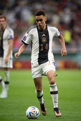 AL KHOR, QATAR - NOVEMBER 27: Jamal Musiala of Germany in possession during the FIFA World Cup, WM, Weltmeisterschaft, Fussball Qatar 2022 Group E match between Spain and Germany at Al Bayt Stadium on November 27, 2022 in Al Khor, Qatar. (Photo by Sebastian Frej) WCS  Copyright: xSebastianxFrej