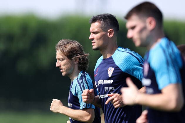 Sport Themen der Woche KW48 Sport Bilder des Tages Croatia Training Session - FIFA World Cup, WM, Weltmeisterschaft, Fussball Qatar 2022 Luka Modric, Dejan Lovren of Croatia during Croatia training session at Al Ersal 3 training center in Doha, Qatar on November 28, 2022. GoranxStanzl PIXSELL