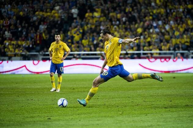 landskamp, sverige - england, 4 - 2, första fotbollsmatchen pa nationalarenan, friends arena. zlatan ibrahimovic, fotbollsspelare sverige, match action landslaget 2012-11-14 (c) Robin Lorentz-Allard Aftonbladet IBL Bildbyra * * * EXPRESSEN OUT * * * AFTONBLADET 85602 fotboll x2512x *** international match, sweden england, 4 2, first football match at nationalarenan, friends arena zlatan ibrahimovic, football player sweden, match action national team 2012 11 14 c Robin Lorentz Allard Aftonbladet IBL Bildbyra EXPRESSEN OUT AFTONBLADET 85602 football x2512x  Copyright: xRobinxLorentz-Allard Aftonbladet TTx landskamp. sverige - england