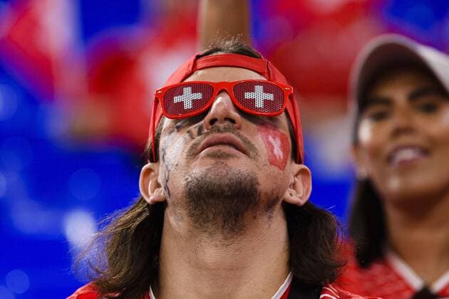 RECORD DATE NOT STATED FIFA World Cup, WM, Weltmeisterschaft, Fussball Qatar 2022 Brazil vs Switzerland Fans o Aficion during the game Brazil vs Switzerland, Corresponding to Group G of the FIFA World Cup Qatar 2022, at 974 Stadium, Ras Abu Aboud, November 28, 2022. <br><br> Fans o Aficion durante el partido Brasil vs Suiza, correspondiente al Grupo G de la Copa Mundial de la FIFA Qatar 2022, en el Estadio 974, Ras Abu Aboud, 28 de noviembre de 2022. RAS ABU ABOUD DOHA QATAR  Copyright: xMarcioxMachadox 20221128_14665