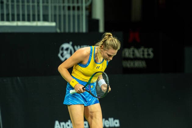 Credit Andorra Open 2022 - WTA, Tennis Damen 125 Dayana Yastremska of Ukraine in action against Nignia Abdouraimova of Uzbekistan during the Credit Andorra Open Women s Tennis Association (WTA) tennis tournament at the Poliesportiu d Andorra in Andorra La Vella, Andorra on November 29, 2022 Andorra La Vella, Andorra  Copyright: xMartinxSilvaxCosentinox originalFilename:silvacosentino-dayanaya221129_np6cL.jpg