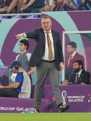 30.11.2022, Stadium 974, Doha, QAT, WM FIFA 2022, Group C, Polen vs Argentinien, im Bild Poland s coach Czeslaw Michniewicz Doha Stadium 974 Qatar