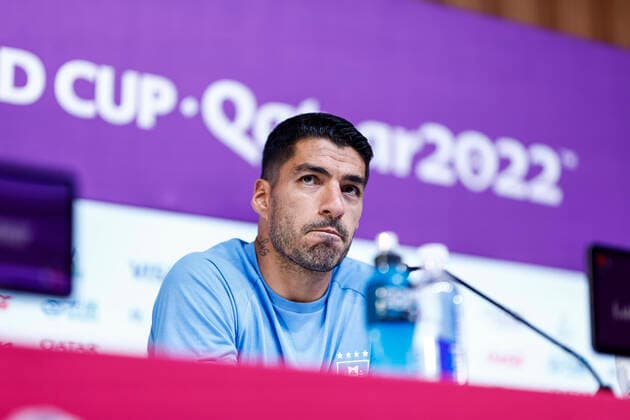 Sport Themen der Woche KW48 Sport Bilder des Tages Uruguay s striker Luis Suarez addresses a press conference, PK, Pressekonferenz at the Press Center in Doha, Qatar, in the frame of Qatar 2022 FIFA World Cup, WM, Weltmeisterschaft, Fussball 01 December 2022. Uruguay is facing Ghana on 02 December in their group H s third and last match. Uruguay press conference !ACHTUNG: NUR REDAKTIONELLE NUTZUNG!  Copyright: xRODRIGOxJIMENEZx EVE1508 20221201-082288ea454ad6e13b226ff980f56e8ef22a0812