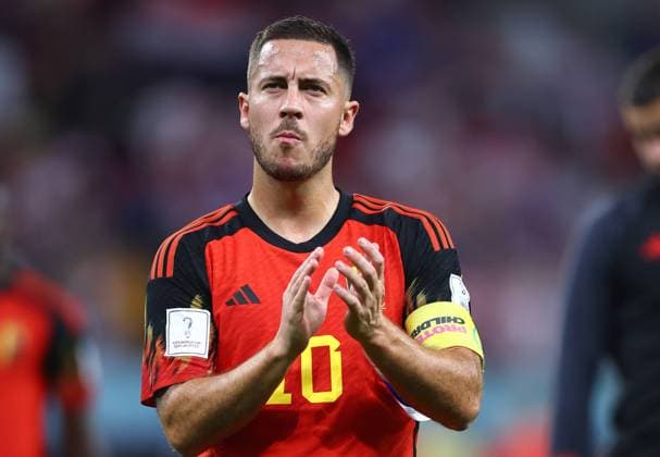 Al Rayyan, Qatar, 1st December 2022. Eden Hazard of Belgium applauds the fans during the FIFA World Cup, WM, Weltmeisterschaft, Fussball 2022 match at Ahmad bin Ali Stadium, Al Rayyan. Picture credit should read: David Klein Sportimage EDITORIAL USE ONLY. No use with unauthorised audio, video, data, fixture lists, club league logos or live services. Online in-match use limited to 120 images, no video emulation. No use in betting, games or single club league player publications. SPI-2076-0135
