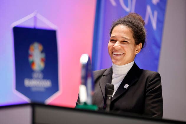 Fußballspielerin Celia Sasic, Turnierbotschafterin der UEFA EURO, EM, Europameisterschaft,Fussball 2024, bei der Vorstellung der Planungen für die Fußball-Europameisterschaft 2024 (UEFA EURO 2024) in Deutschland. Insgesamt fünf Spiele der Fußball-Europameisterschaft sollen in Köln im RheinEnergie-Stadion ausgetragen, darunter vier Vorrundenspiele sowie ein Achtelfinale. Köln, 01.12.2022 NRW Deutschland Copyright: xChristophxHardtx