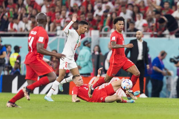 Canada v Morocco: Group F - FIFA World Cup, WM, Weltmeisterschaft, Fussball Qatar 2022 Azzedine Ounahi , Alistair Johnston , Tajon Buchanan during the World Cup match between Canada vs Morocco in Doha, Qatar, on December 1, 2022. Doha Qatar  Copyright: xFotoxOlimpikx originalFilename:jastrzebowski-canadavs221201_np9Ix.jpg