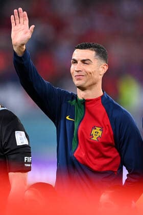 FUSSBALL WM 2022 VORRUNDE GRUPPE G Suedkorea - Portugal 02.12.2022 Cristiano Ronaldo (Portugal) winkt bei der Nationalhymne.