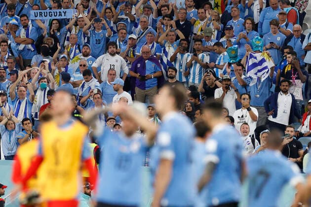 Fans of Uruguay react after the FIFA World Cup, WM, Weltmeisterschaft, Fussball soccer match of the group phase between Ghana and Uruguay at Al-Janoub stadium in Al-Wakrah, Catar, 02 December 2022. World Cup 2022: Ghana vs. Uruguay !ACHTUNG: NUR REDAKTIONELLE NUTZUNG!  Copyright: xEstebanxBibax GR5268 20221202-239db1eeaa23a25ce36408844f8854549a8e8a87
