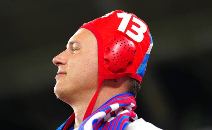 Mandatory Credit: Photo by Javier Garcia Shutterstock (13640451j) Serbian fans enjoy the pre match build up with one wearing a Water polo, Wasserball hat Serbia v Switzerland, FIFA World Cup, WM, Weltmeisterschaft, Fussball 2022, Group G, Football, Stadium 974, Doha, Qatar - 02 Dec 2022 Editorial Use Only Serbia v Switzerland, FIFA World Cup 2022, Group G, Football, Stadium 974, Doha, Qatar - 02 Dec 2022 Editorial Use Only  Copyright: xJavierxGarcia Shutterstockx 13640451j