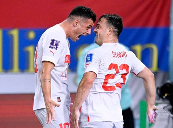 Sport Bilder des Tages SHAQIRI Xherdan Team Schweiz Tor zum 0: 1 jubelt nach seinem Tor mit XHAKA Granit FIFA World Cup, WM, Weltmeisterschaft, Fussball 2022 in Katar Vorrundenspiel Gruppe G Serbien - Schweiz am 02.12 .2022 im 974 Stadion DFL REGULATIONS PROHIBIT ANY USE OF PHOTOGRAPHS as IMAGE SEQUENCES and or QUASI-VIDEO *** SHAQIRI Xherdan Team Switzerland goal to 0 1 cheers after his goal with XHAKA Granit FIFA World Cup 2022 in Qatar preliminary round match Group G Serbia Switzerland on 02 12 2022 at 974 Stadium DFL REGULATIONS PROHIBIT ANY USE OF PHOTOGRAPHS as IMAGE SEQUENCES and or QUASI VIDEO Copyright: xLacixPerenyix