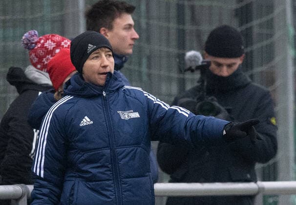 Fussball, Frauen, Saison 2022 2023, Regionalliga Nordost (12. Spieltag), SV Blau-Weiss Hohen Neuendorf - 1. FC Union Berlin, Trainerin Ailien Poese (1. FC Union Berlin), 04.12. 2022, Copyright: xSebastianxRäppold MatthiasxKochx