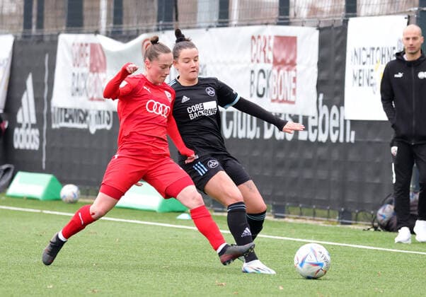 04.12.2022 - Fussball - Saison 2022 2023 - 2. Frauen - Fussball - 2. Bundesliga - 10. Spieltag - 1. FC Nürnberg FCN ( Club ) - FC Ingolstadt 04 FCI - DaMa - Vanessa Haim (13, FC Ingolstadt 04 FCI ) Lara Felix (13, 1. FC Nürnberg FCN )