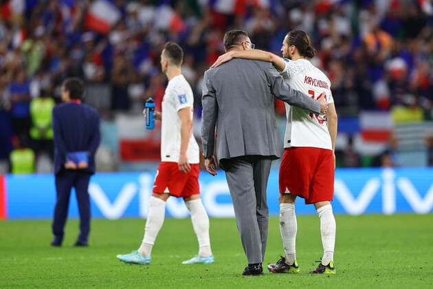 2022.12.04 Al Wakrah pilka nozna Mistrzostwa Swiata w Katarze Katar 2022 Francja - Polska N z Czeslaw Michniewicz (trener, head coach), Grzegorz Krychowiak Foto Pawel Andrachiewicz PressFocus 2022.12.04 Al Wakrah Football - 2022 FIFA World Cup, WM, Weltmeisterschaft, Fussball in Qatar France - Poland Czeslaw Michniewicz (trener, head coach), Grzegorz Krychowiak Credit: Pawel Andrachiewicz PressFocus NEWSPIX.PL --- Newspix.pl POLAND OUT!  20221204_PF_PA201