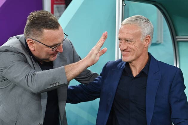 v.li:Trainer MICHNIEWICZ Czeslaw (POL), Trainer Didier DESCHAMPS (FRA). Achtelfinale,Round of Sixteen,Spiel 52, Frankreich (FRA) - Polen (POL) 3-1 am 04.12.2022, Al Thumama Stadium. Fussball Weltmeisterschaft 20122 in Katar vom 20.11. - 18.12.2022