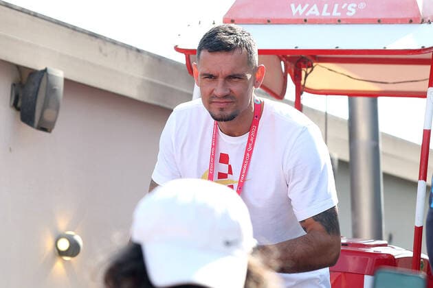 Croatian players greet the fans Croatian national team, Nationalteam member Dejan Lovren came in front of the Hilton Hotel to greet the fans in Doha, Qatar in December 5, 2022. GoranxStanzl PIXSELL