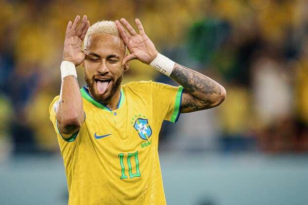 Sport Bilder des Tages Brazil vs South Korea DOHA, CA - 05.12.2022: BRAZIL VS SOUTH KOREA - Neymar Jr. of Brazil celebrates after scoring a penalty during the match between Brazil and South Korea, valid for the round of 16 of the World Cup, held at Estádio Estádio 974 in Doha, Qatar. (Photo: Marcelo Machado de Melo Fotoarena) x2306296x  MarceloxMachadoxdexMelo