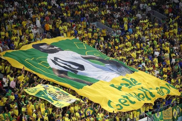 RECORD DATE NOT STATED FIFA World Cup, WM, Weltmeisterschaft, Fussball Qatar 2022 Brazil vs Korea Republic OF Fans o Aficion during the game Brazil vs Korea Republic, corresponding to the round of 16 of the FIFA World Cup Qatar 2022, at 974 Stadium, Ras Abu Aboud, Doha, on December 05, 2022. <br><br> Fans o Aficion durante el partido Brasil vs Republica de Corea, correspondiente a los octavos de final de la Copa Mundial de la FIFA Catar 2022, en el Estadio 974 Stadium, Ras Abu Aboud, Doha, el 05 de Diciembre de 2022 RAS ABU ABOUD DOHA QATAR  Copyright: xAndresxPinax 20221205_4845