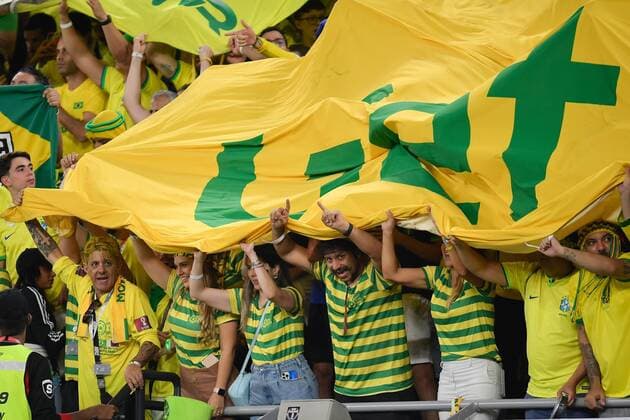 RECORD DATE NOT STATED FIFA World Cup, WM, Weltmeisterschaft, Fussball Qatar 2022 Brazil vs Korea Republic OF Fans o Aficion during the game Brazil vs Korea Republic, corresponding to the round of 16 of the FIFA World Cup Qatar 2022, at 974 Stadium, Ras Abu Aboud, Doha, on December 05, 2022. <br><br> Fans o Aficion durante el partido Brasil vs Republica de Corea, correspondiente a los octavos de final de la Copa Mundial de la FIFA Catar 2022, en el Estadio 974 Stadium, Ras Abu Aboud, Doha, el 05 de Diciembre de 2022 RAS ABU ABOUD DOHA QATAR  Copyright: xAdrianxMaciasx 20221205_4953