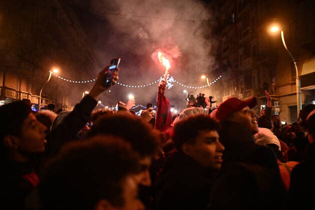 Photo Marco ALpozzi - LaPresse 06-12-2022 Turin Morocco fans watch the match at the Yalla Aurora Center in Turin In the photo fans  Copyright: xMarcoxALpozzix-xLaPressex