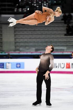 Bilder des Jahres 2022, Sport 12 Dezember Sport Themen der Woche KW49 Alexa KNIERIM & Brandon FRAZIER (USA), during Senior Pairs Free Skating, at the ISU Grand Prix of Figure skating, Eiskunstlauf Final 2022, at Palavela, on December 9, 2022 in Torino, Italy. Noxthirdxpartyxsales  (206001580)