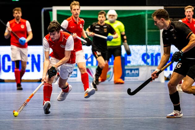 Sport Themen der Woche KW49 Sport Bilder des Tages Hallen Hockey Europameisterschaft Hamburg, Finale Deutschland - Österreich 1-2, Herren 11.12.2022, Fabian Unterkircher Hamburg Sporthalle Hamburg Deutschland *** European Indoor Hockey Championship Hamburg, Final Germany Austria 1 2, Men 11 12 2022, Fabian Unterkircher Hamburg Sporthalle Hamburg Germany Hallen EM Finale D-AT 2-1 11.12.22 LR-8284