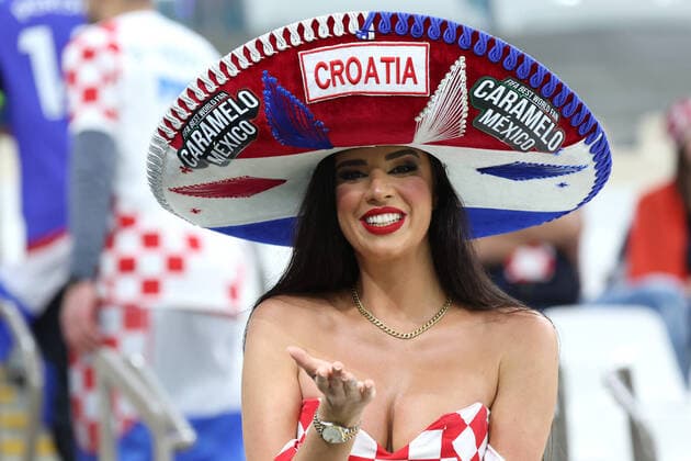 Ivana Knoll at the FIFA World Cup, WM, Weltmeisterschaft, Fussball Qatar 2022 semi-final match between Croatia and Argentina LUSAIL STADIUM, QATAR - DECEMBER 13: Famous Croatian model and fan Ivana Knoll before the start of the FIFA World Cup Qatar 2022 semi-final match between Croatia and Argentina at Lusail Stadium on December 13, 2022 in Doha, Qatar. GoranxStanzl PIXSELL