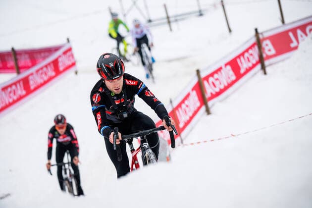 Bilder des Jahres 2022, Sport 12 Dezember Sport Themen der Woche KW50 Sport Bilder des Tages Belgian Eli Iserbyt pictured in action during preparations before tomorrow s Cyclocross World Cup race in Val di Sole, Italy, Friday 16 December 2022, stage ten (out of 14) in the World Cup of the 2021-2022 season. JASPERxJACOBS  x56460549x
