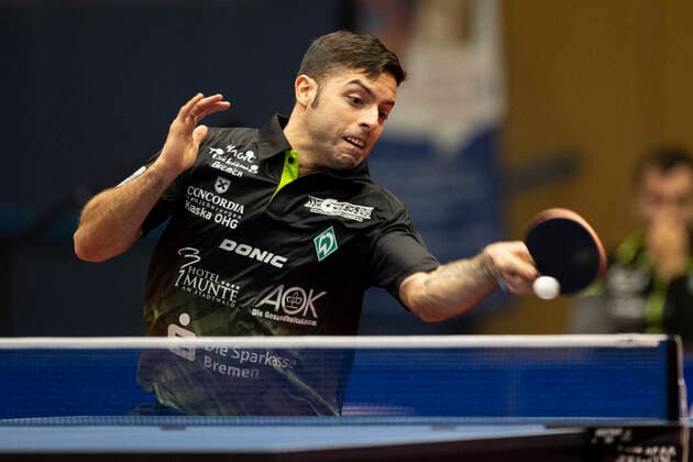 Tischtennis: 1. Bundesliga, Saison 2022 2023, 10. Spieltag, TTC Schwalbe Bergneustadt - Werder Bremen am 18.12.2022 in Bergneustadt (Nordrhein-Westfalen). Bremens Marcelo Aguirre