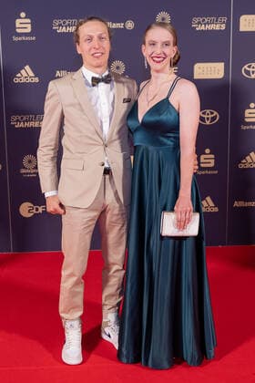 Luca Tesche, Franziska Brausse, (Bahnrad), Sportler des Jahres, Verleihung der Ehrung im Jahre 2022, 18.12.2022, Eibner-Pressefoto Sascha Walther Sportler des Jahres, Verleihung der Ehrung im Jahre 2022, 18.12.2022 Baden-Baden Copyright: xEibner-Pressefotox EP_EER