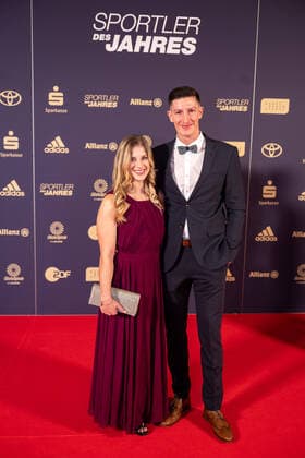 Elizabeth Seitz mit Nils Heyden, Sportler des Jahres, Verleihung der Ehrung im Jahre 2022, 18.12.2022, Eibner-Pressefoto Sascha Walther Sportler des Jahres, Verleihung der Ehrung im Jahre 2022, 18.12.2022 Baden-Baden Copyright: xEibner-Pressefotox EP_EER