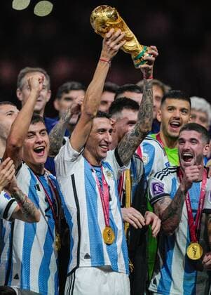 Mandatory Credit: Photo by Dave Shopland Shutterstock (13670813dj) Angel Di Maria of Argentina lifts the FIFA World Cup, WM, Weltmeisterschaft, Fussball trophy Argentina v France, FIFA World Cup 2022, Final, Football, Lusail Stadium, Al Daayen, Qatar - 18 Dec 2022 Editorial Use Only Argentina v France, FIFA World Cup 2022, Final, Football, Lusail Stadium, Al Daayen, Qatar - 18 Dec 2022 Editorial Use Only  Copyright: xDavexShopland Shutterstockx 13670813dj