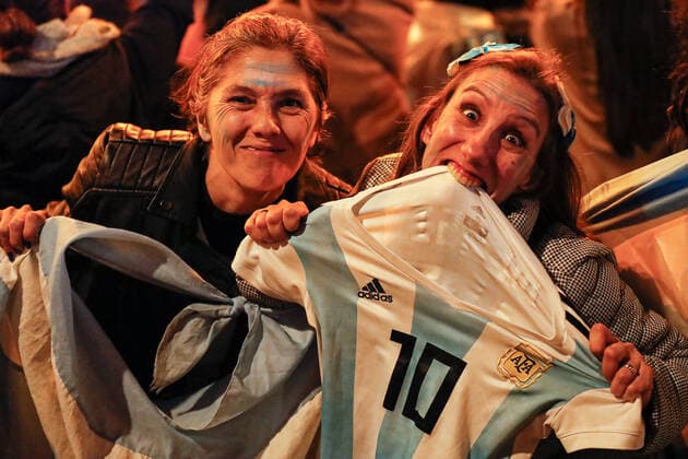Argentina s supporters celebrate the victory in the Football World Cup Qatar 2022 in the Puerta del Sol of Madrid. December 18, 2022. (2022121818)