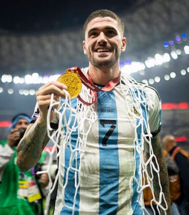 Doha, Qatar. 18th Dec, 2022. Rodrigo de Paul (Arg) celebrates the World Cup title Argentina - France Final Match Argentinien - Frankreich World Cup 2022 in Qatar 18.12.2022 *** Doha, Qatar 18th Dec, 2022 Rodrigo de Paul Arg celebrates the World Cup title Argentina France Final Match Argentina France World Cup 2022 in Qatar 18 12 2022