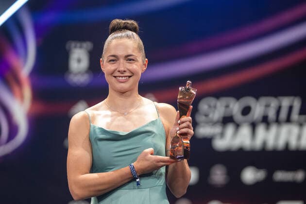 Gina Lueckenkemper, Sportler des Jahres, Verleihung der Ehrung im Jahre 2022, 18.12.2022, Eibner-Pressefoto Sascha Walther Sportler des Jahres, Verleihung der Ehrung im Jahre 2022, 18.12.2022 Baden-Baden Copyright: xEibner-Pressefotox EP_EER