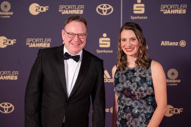 DOSB Torsten Burmester - Vorstandsvorsitzender und Miriam Welte - Vizepräsidentin, Sportler des Jahres, Verleihung der Ehrung im Jahre 2022, 18.12.2022, Eibner-Pressefoto Sascha Walther Sportler des Jahres, Verleihung der Ehrung im Jahre 2022, 18.12.2022 Baden-Baden Copyright: xEibner-Pressefotox EP_EER