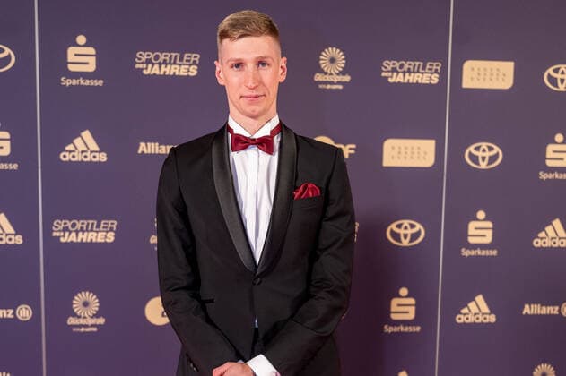 Florian Wellbrock, Sportler des Jahres, Verleihung der Ehrung im Jahre 2022, 18.12.2022, Eibner-Pressefoto Sascha Walther Sportler des Jahres, Verleihung der Ehrung im Jahre 2022, 18.12.2022 Baden-Baden Copyright: xEibner-Pressefotox EP_EER