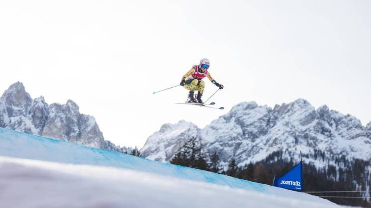 Sport Themen der Woche KW51 Sport Bilder des Tages FREE STYLE - FIS SX WC Innichen INNICHEN,ITALY,20.DEC.22 - FREESTYLE SKIING - FIS World Cup, Ski Cross, ladies, men, qualification. Image shows Celia Funkler (GER).  GEPAxpictures xDanielxGoetzhaber