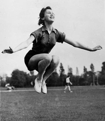 London Keep fit session in Charlton Park South East London for Table tennis, Tischtennis player Elaine Jones 1955 Great Britain  Copyright: xTopFotox 0013552