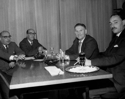 Bill Nicholson Bill Nicholson, Spurs manager, signs Jimmy Greaves for £98,000 from Milan. Seen after the discussions in Milan are the men who brought about the deal - (left-right) Signore Rizzoli, Spadacini, Bill Nicholson and Mr Battersby of Chelsea. Battersby was also trying to sign Greaves, but lost out to Spurs. 18th November 1961 Great Britain  Copyright: xTopFotox 0530258