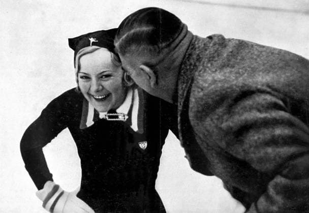 Sonja Heine 1936 Winter Olympic Games, Olympische Spiele, Olympia, OS Garmisch - Partenkirchen, Germany Sonja Heine of Norway, who won her third gold medal in consecutive olympics for the women s individual Figure skating, Eiskunstlauf event. Pictured with coach Artur Vieregg TopFoto Germany  Copyright: xTopFotox 0947308