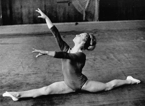 PAL Gymnastic Star: Prague : Vera Caslavska , Czechoslovakia s Olympic gold medal winning gymnast practicing for the forthcoming Mexico Olympics . July 18th 1968 Gymnastic Star: Prague : Vera Caslavska , Czechoslovakia s Olympic gold medal winning gymnast practicing for the forthcoming Mexico Olympics . July 18th 1968  Copyright: xTopFotox Sp005700