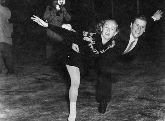 Figure skating, Eiskunstlauf Winter Olympics Rio and Paul Falk ( Germany ) in action at the Bislett Stadium in Oslo . 23rd February 1952 Norway  Copyright: xTopFotox UPI60085